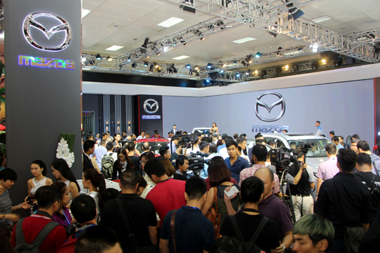 gian triển lãm mazda (1).jpg