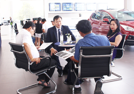 lai thu xe peugeot (2).jpg