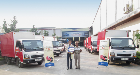 giao xe Frontier125 Thanh Hung.jpg