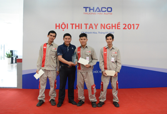 hoi thi tay nghe (1).jpg