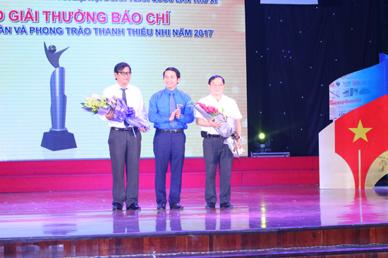 TAI TRO BAO CHI (1).jpg