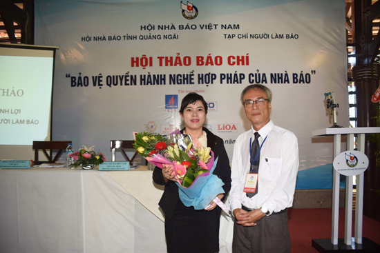 hoi thao bao chi (1).jpg