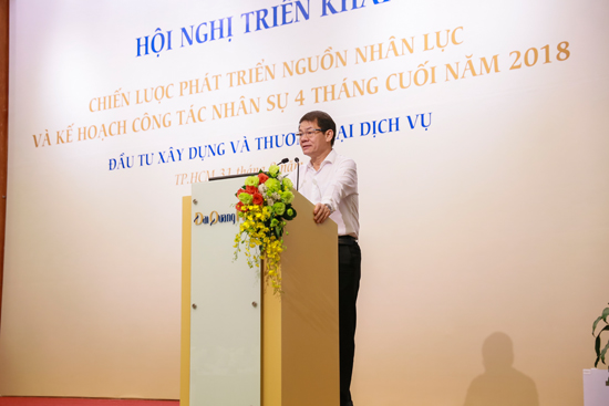 hoi nghi nhan su (2).jpg